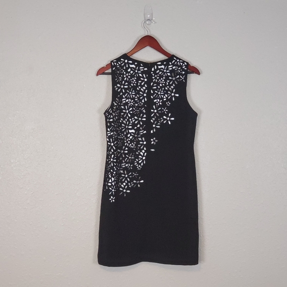 Calvin Klein Black Floral Laser Cut Out Sheath Dress With White Lining Size 8 - Picture 2 of 4
